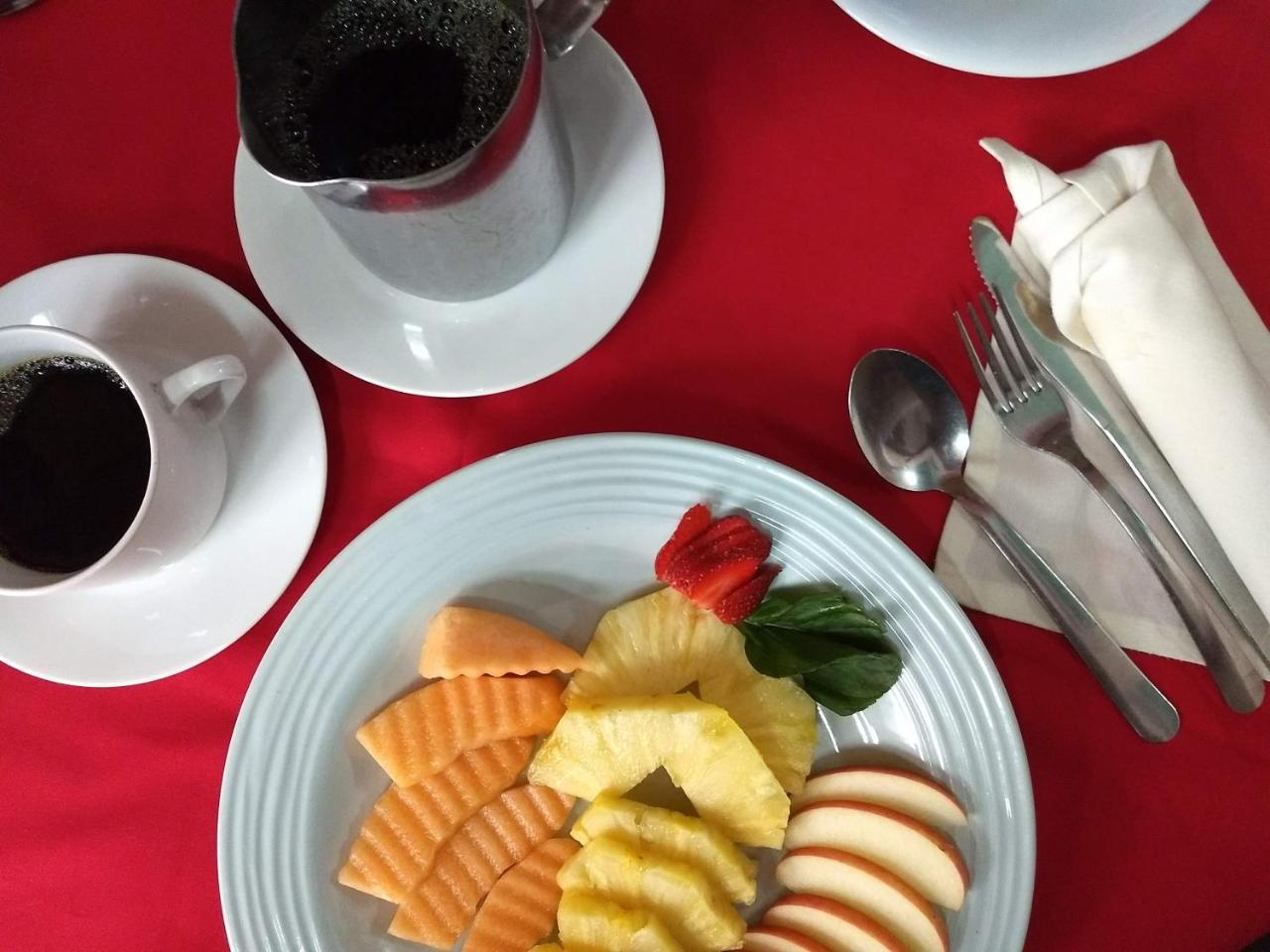 Give House Bed & Breakfast Guatemala City Exterior foto