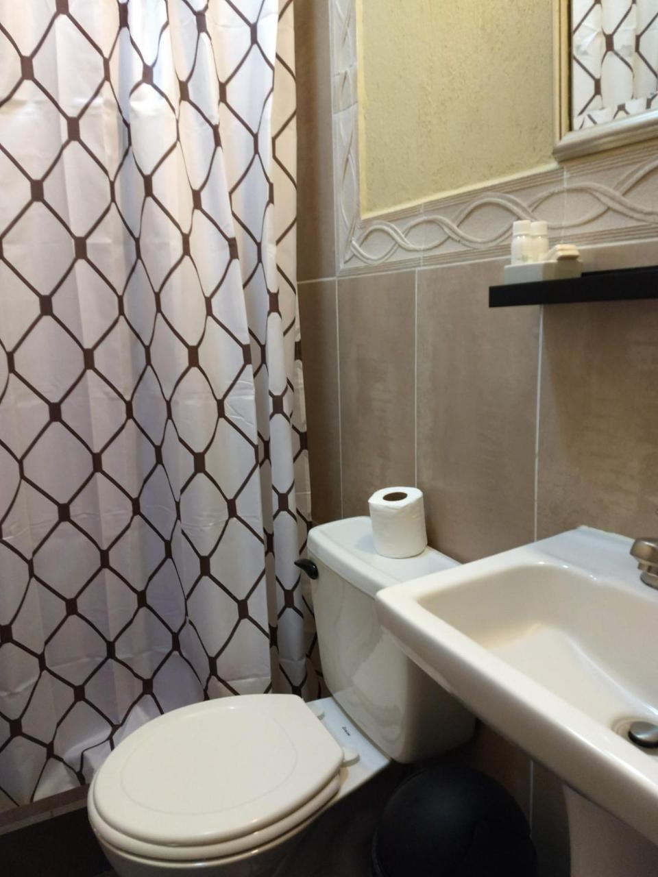 Give House Bed & Breakfast Guatemala City Exterior foto